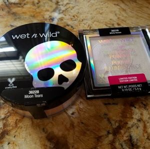 New Wet N Wild Moon Tears highlighter Light Gold